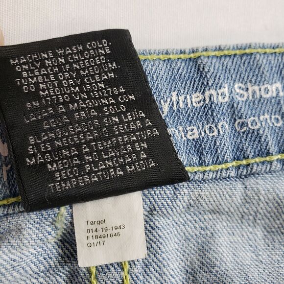 Mossimo Shorts Women Size 18 Mid Rise Boyfriend Light Wash Button Fly Distressed - Picture 8 of 8